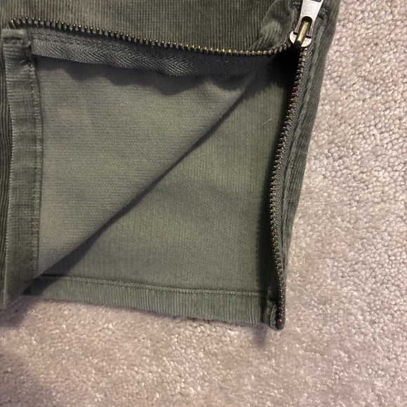 Loft olive green corduroy pants - Picture 4 of 5